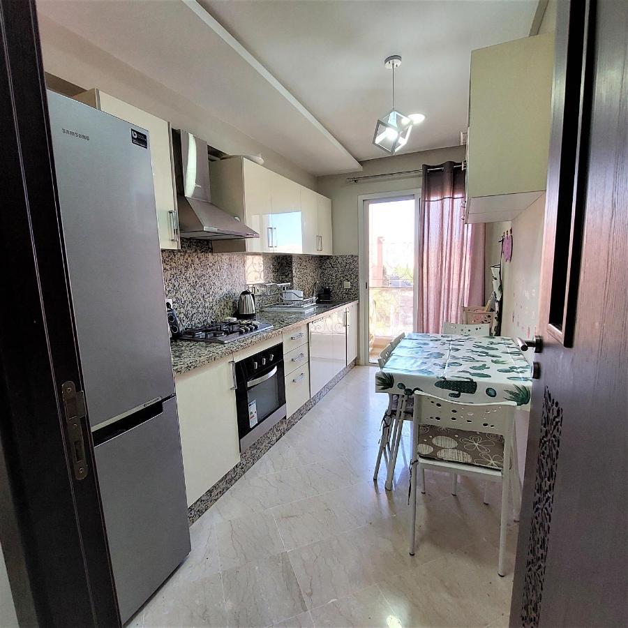 Appartement Pour Familles En Residence Avec Piscine Et Wifi Marrakesz Zewnętrze zdjęcie