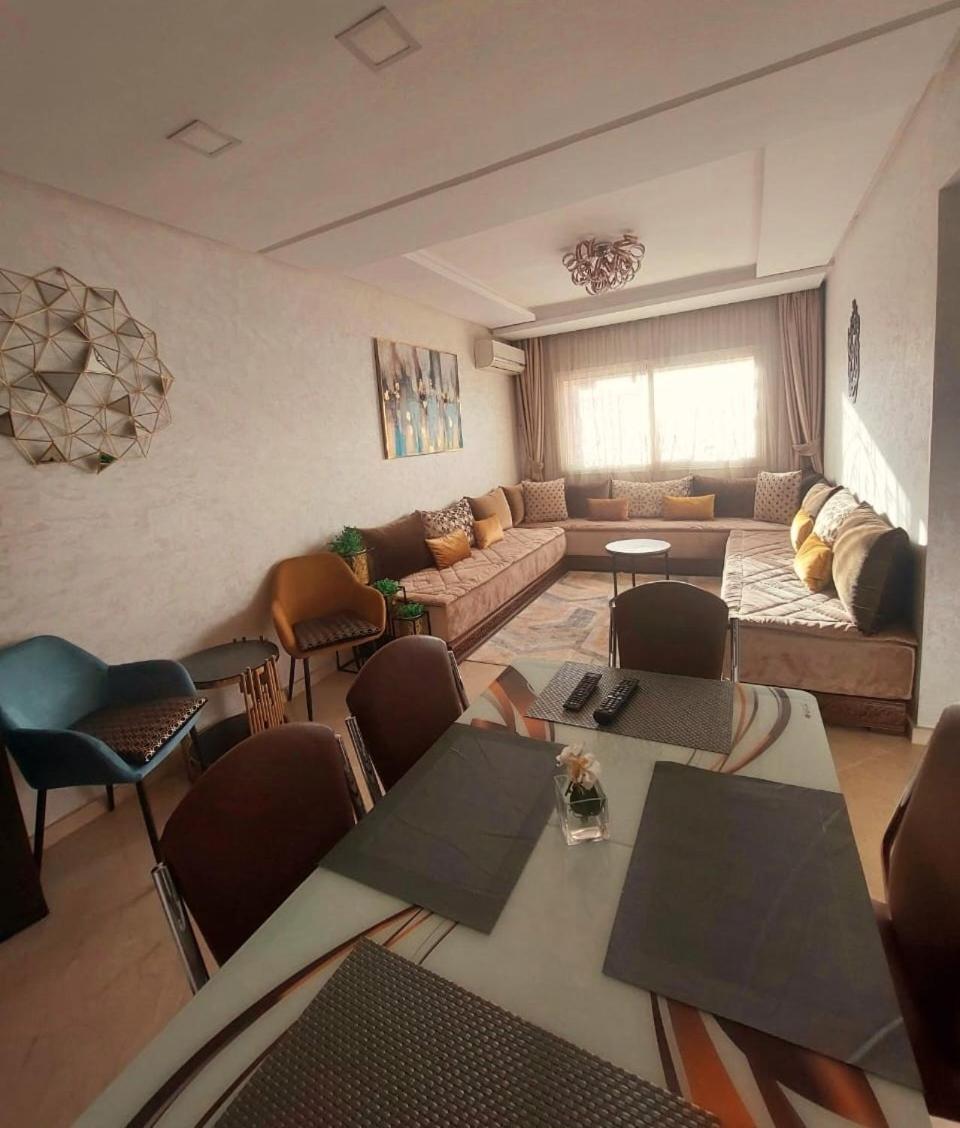 Appartement Pour Familles En Residence Avec Piscine Et Wifi Marrakesz Zewnętrze zdjęcie